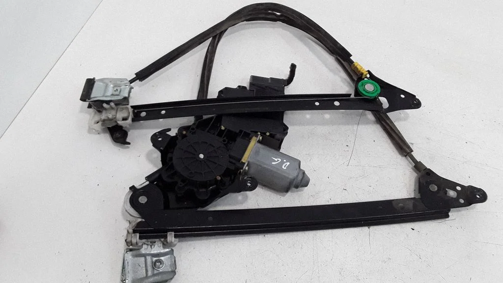 Rear door window regulator with motor – Volkswagen Sharan (2001-2010)