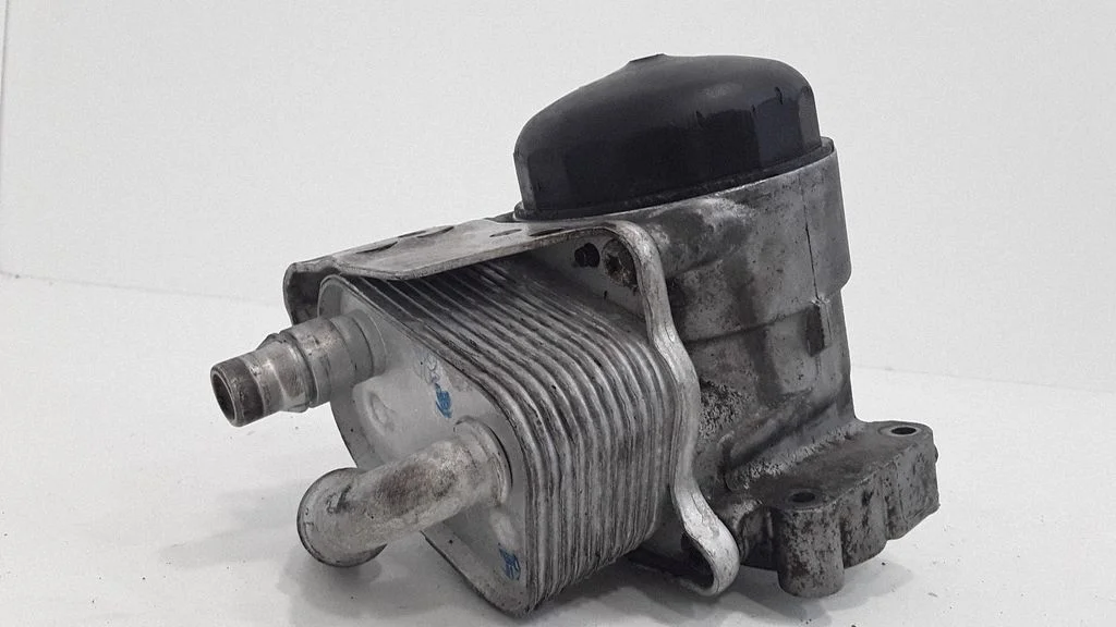 Oil filter mounting bracket 7505203