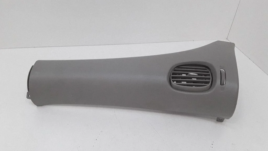 Dashboard side air vent grill/cover trim