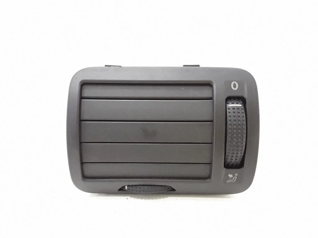 Dashboard side air vent grill/cover trim 3B0819703D