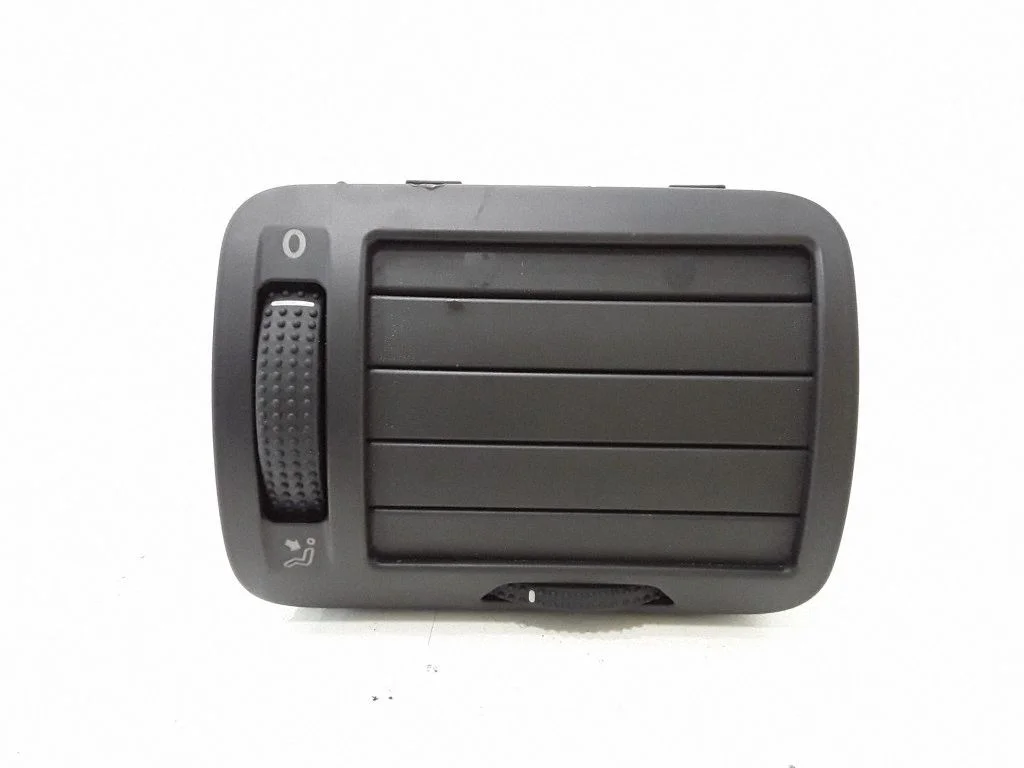 Dashboard side air vent grill/cover trim – Volkswagen Passat B5.5 (2001-2005)
