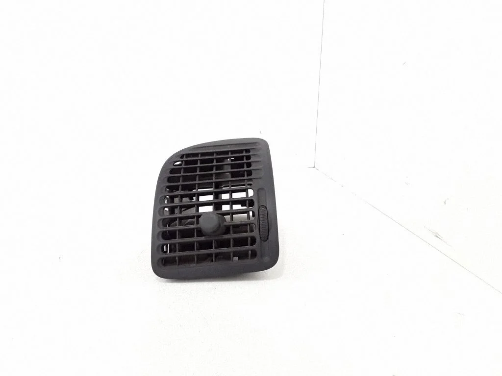 Dashboard side air vent grill/cover trim 12804038