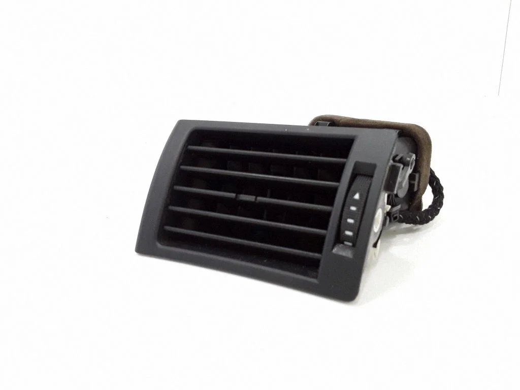 Dashboard side air vent grill/cover trim 8E0820901F
