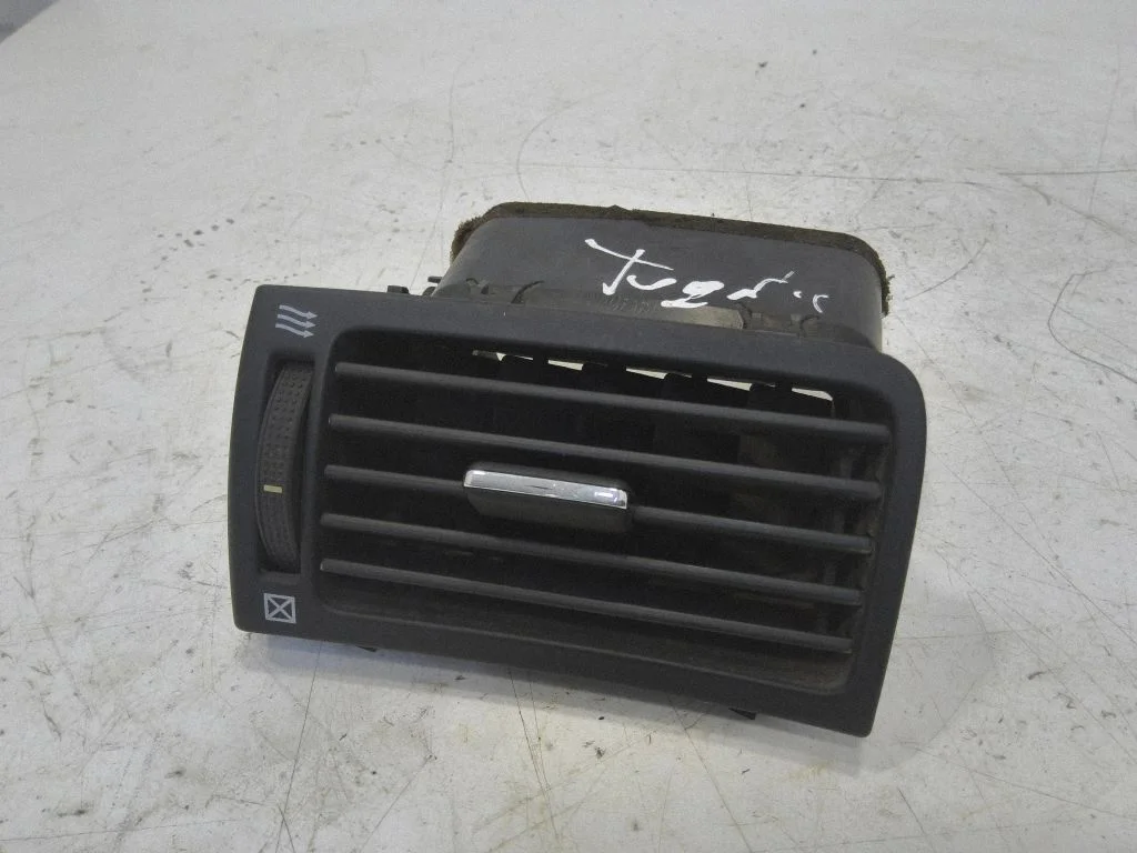 Dashboard side air vent grill/cover trim 8518