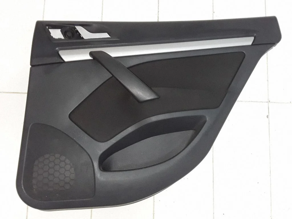 Tagumiste uste sisevooder – Skoda Octavia Mk3 (5E) (2013-2019)