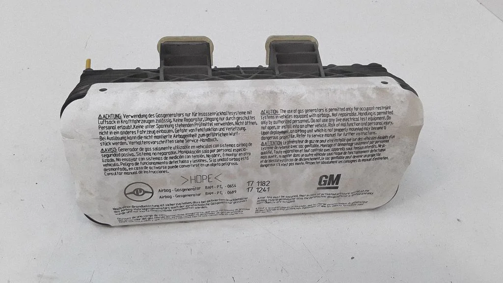 Passenger airbag 171182
