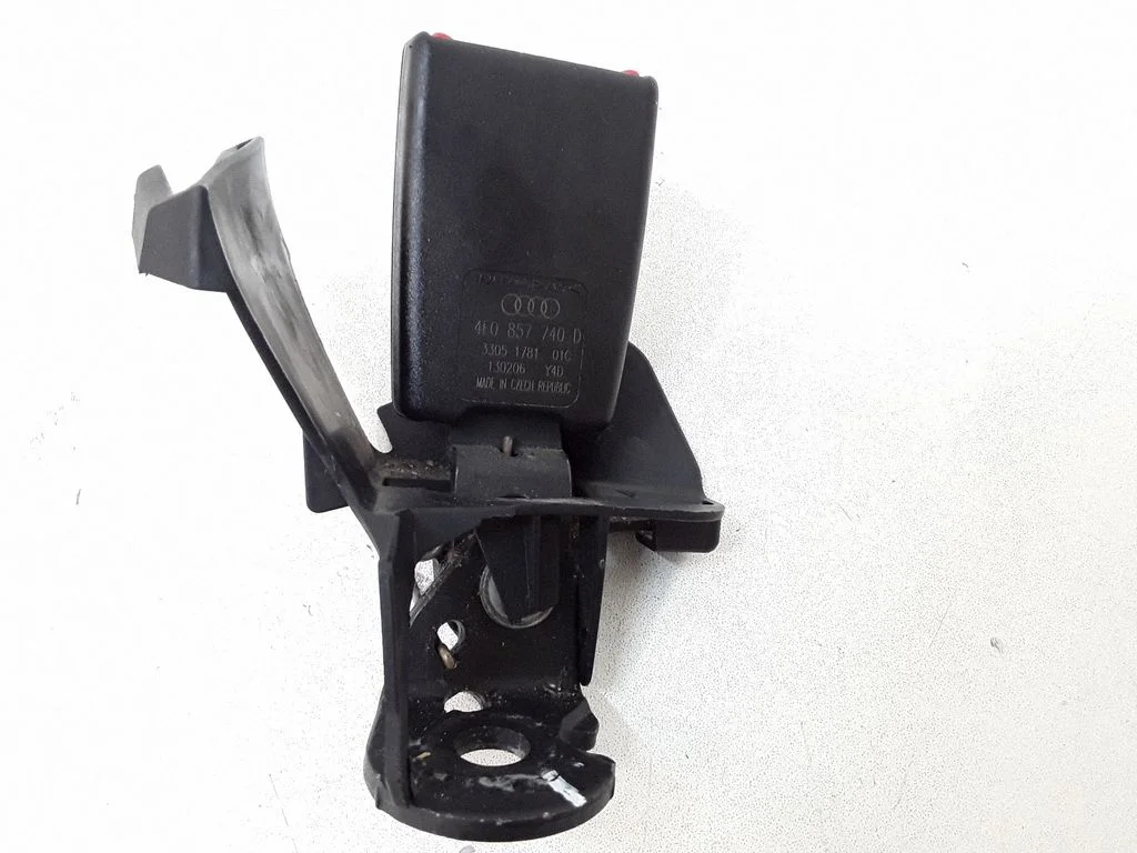 Rear seatbelt buckle – Audi A6 Allroad C6 (2006-2011)
