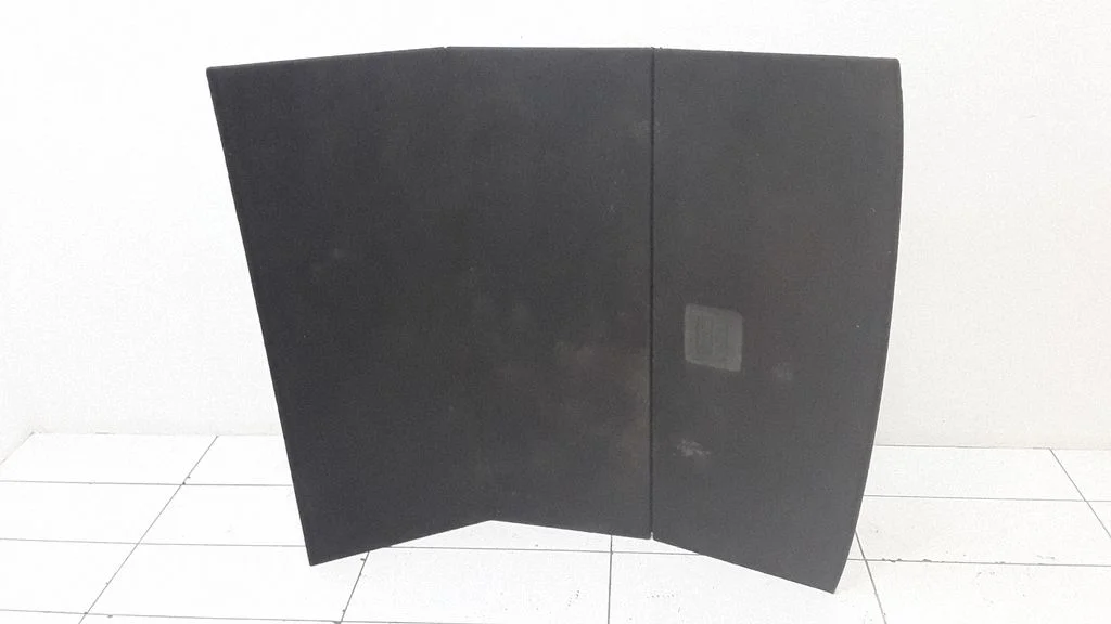 Trunk/boot floor carpet liner