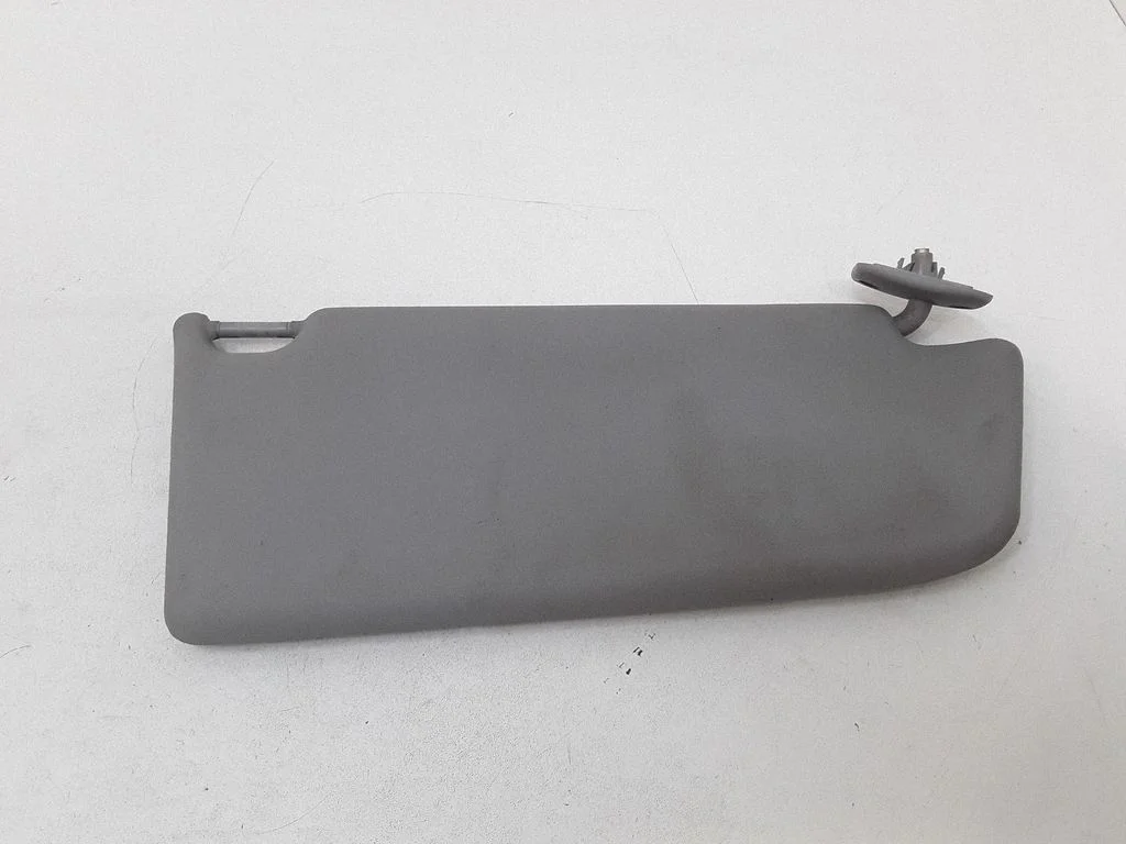 Sun visor – left