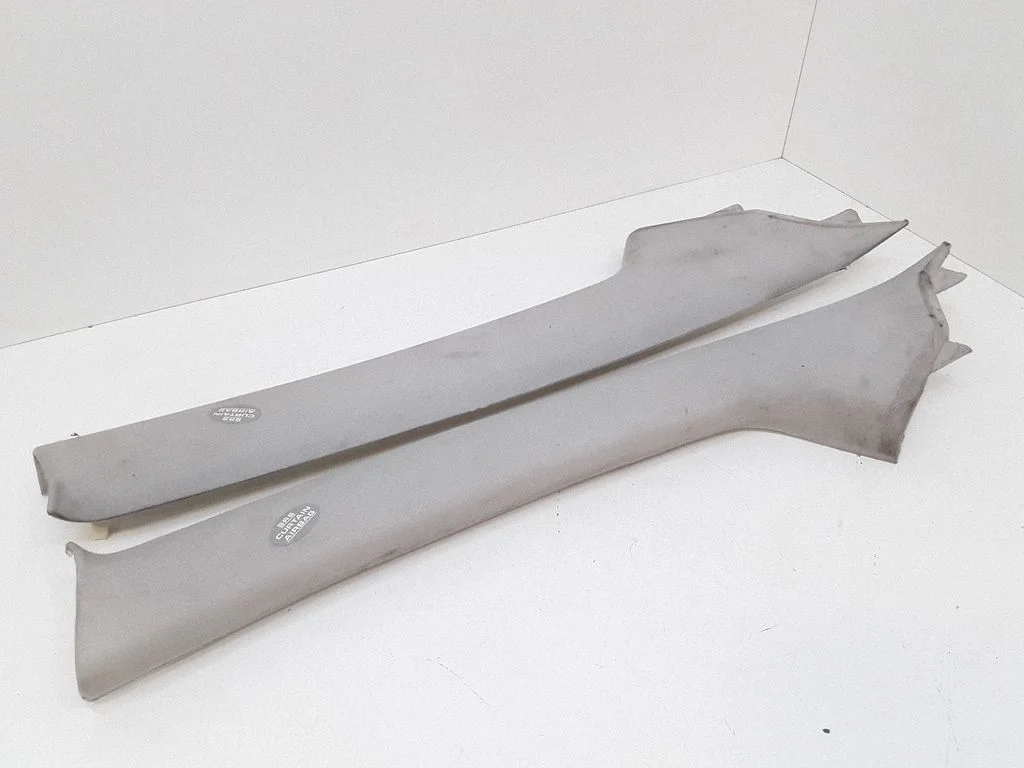 (A) pillar trim – Toyota Corolla Verso AR10 (2004-2009)
