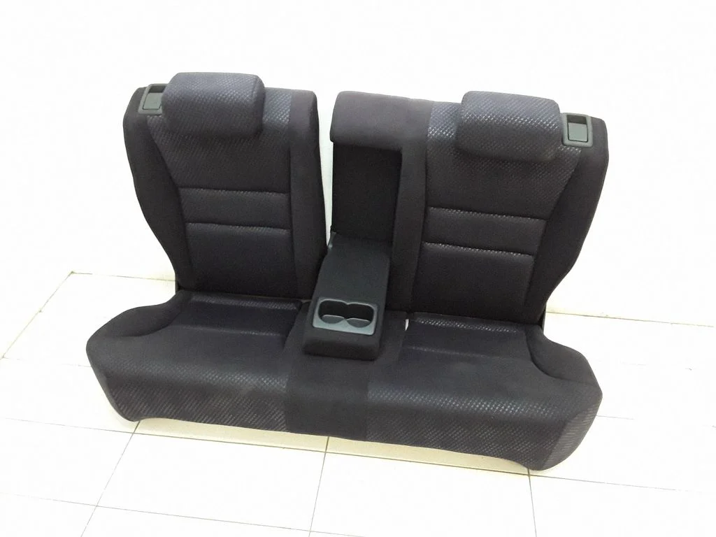 Rear seat