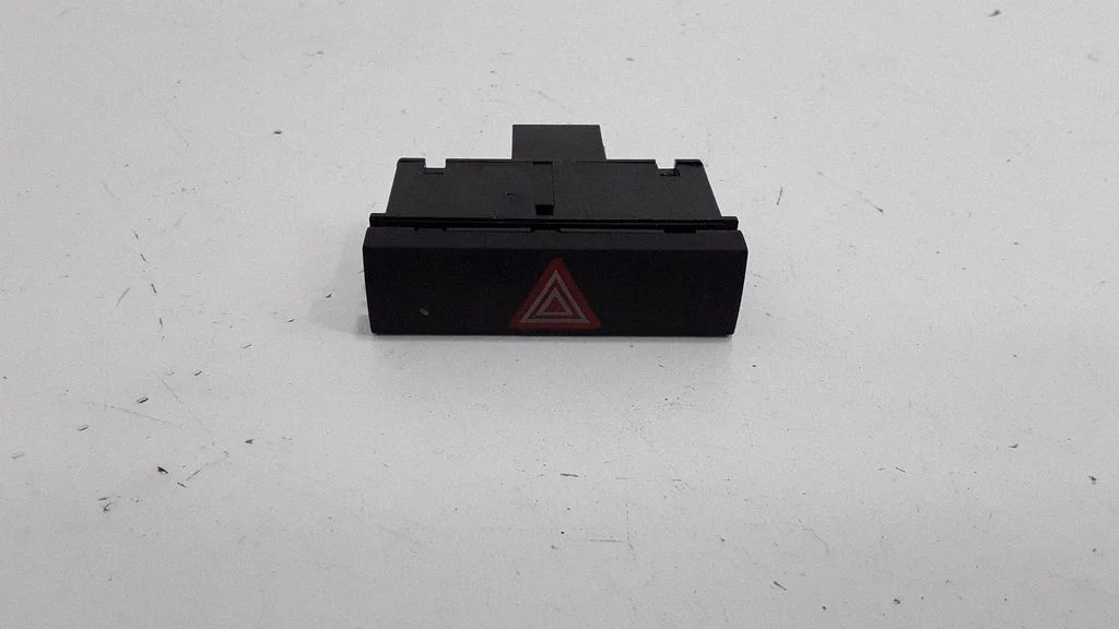 Hazard light switch – Audi A6 Allroad C6 (2006-2011)