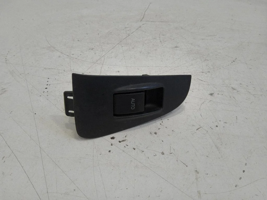 Electric window control switch 7427205020