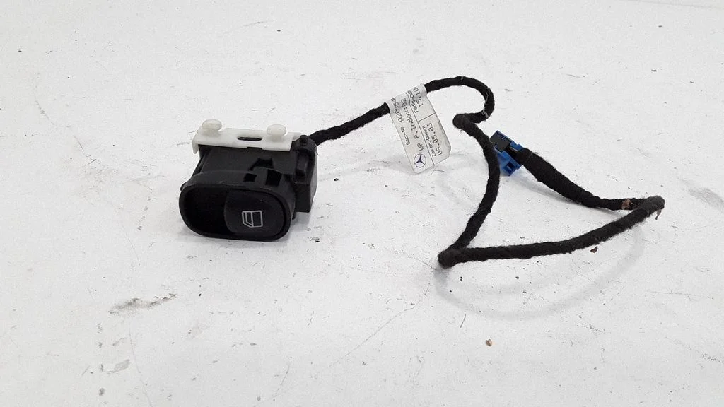 Electric window control switch A2038200210