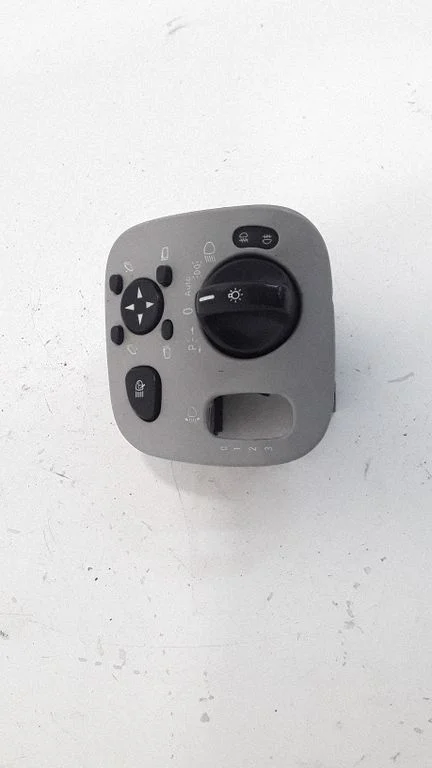 Light switch – Mercedes-Benz C-Class W203 (2000-2007)