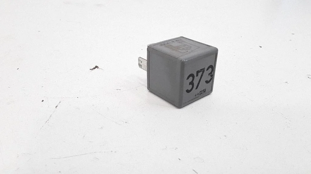 Other relay 8D0951253A