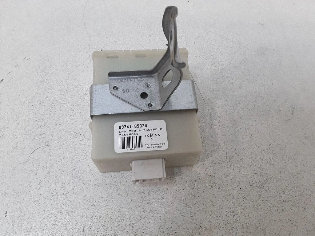 Durvju elektronikas vadības bloks