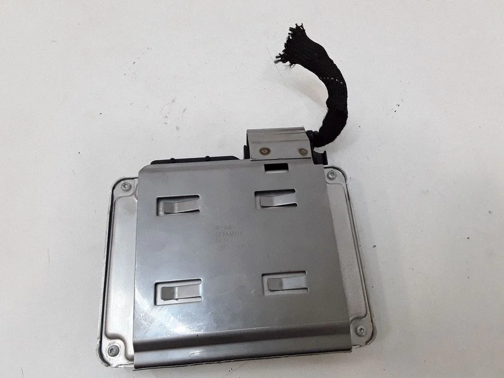 Mootori juhtplokk – Audi A4 S4 B6 8E 8H (2001-2005)