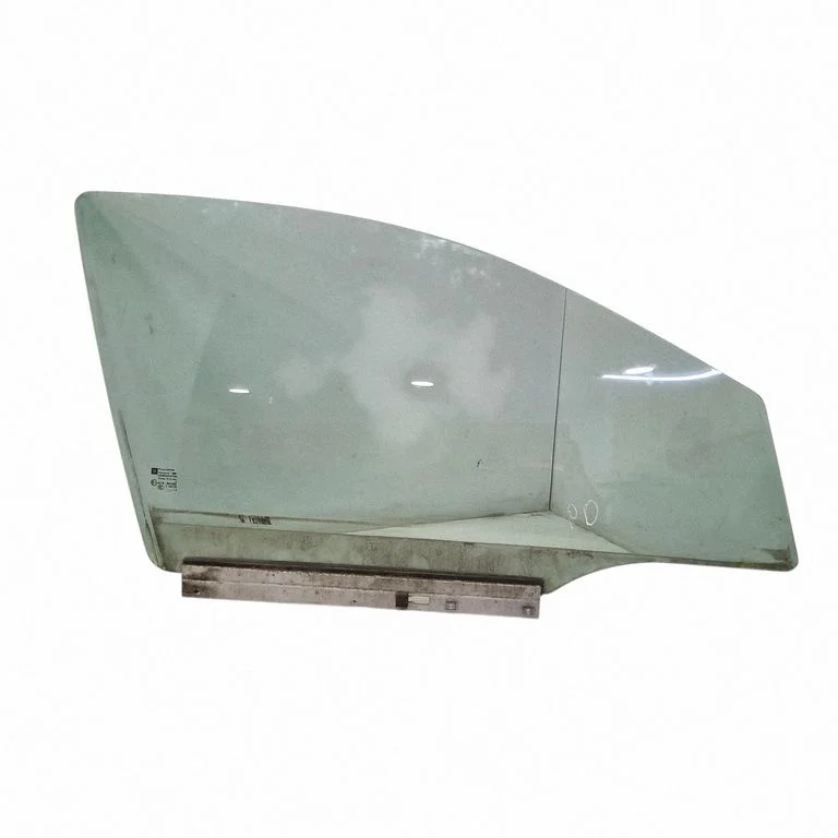 Front door window glass four-door 43R001582
