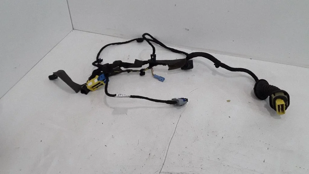 Esiukse juhtmestik – Citroen C4 I (2004-2010)