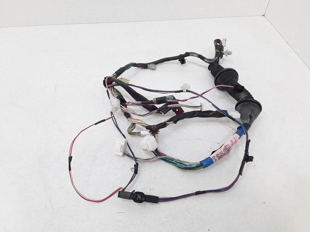 Front door wiring loom – Toyota Avensis T250 (2006-2009)