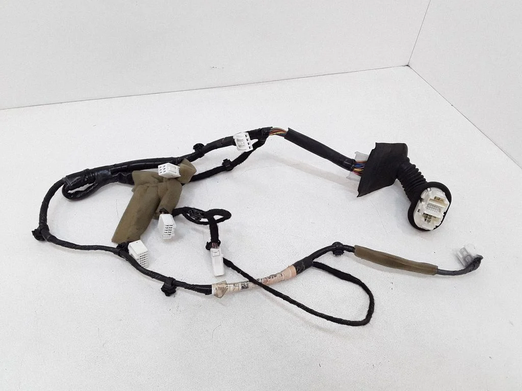 Esiukse juhtmestik – Mazda 6 (2008-2013)