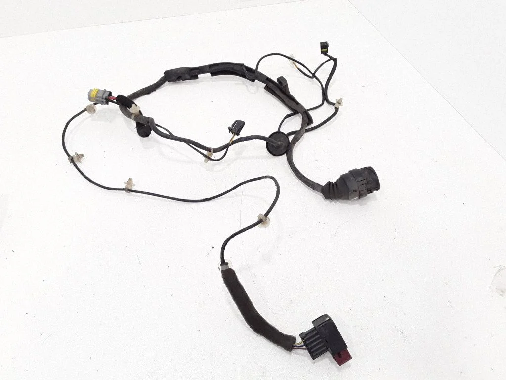 Esiukse juhtmestik – Opel Astra F (1992-1998)