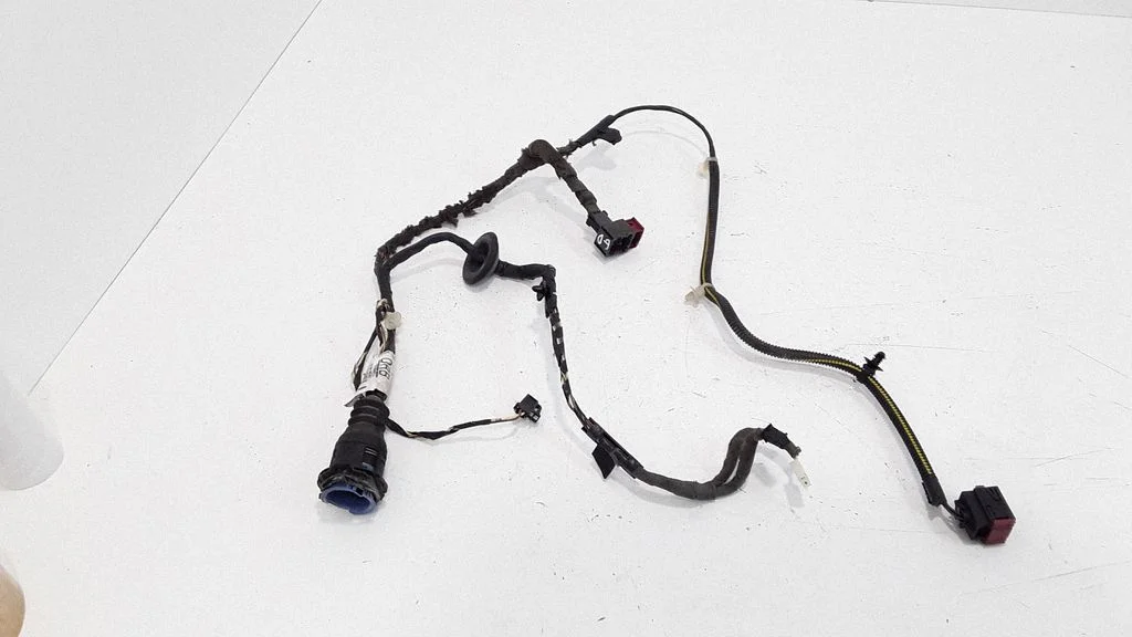 Rear door wiring loom – rear right