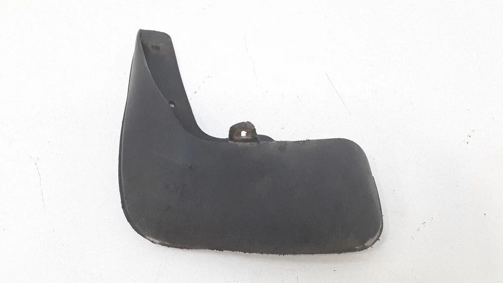 Rear mudguard – Toyota Avensis T250 (2003-2006)