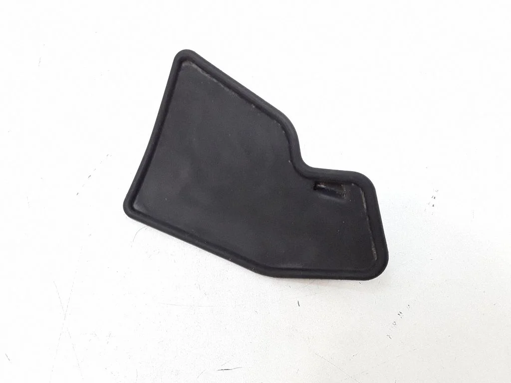 Rear mudguard – Toyota Avensis T250 (2003-2006)