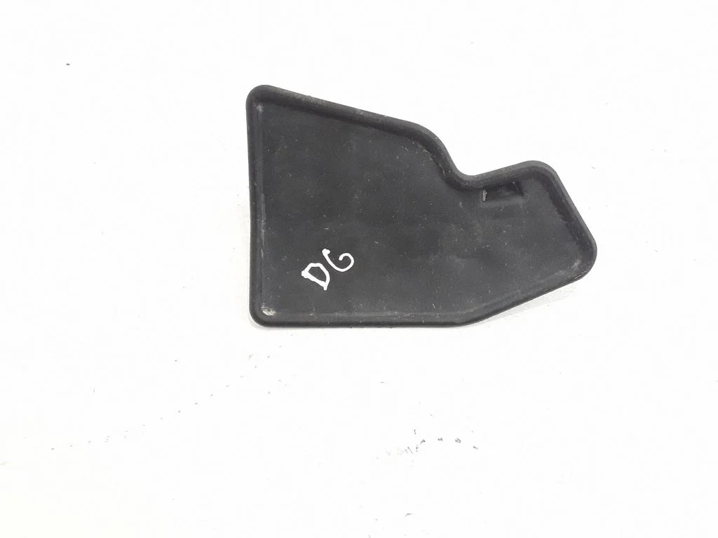 Rear mudguard – Toyota Avensis T250 (2006-2009)