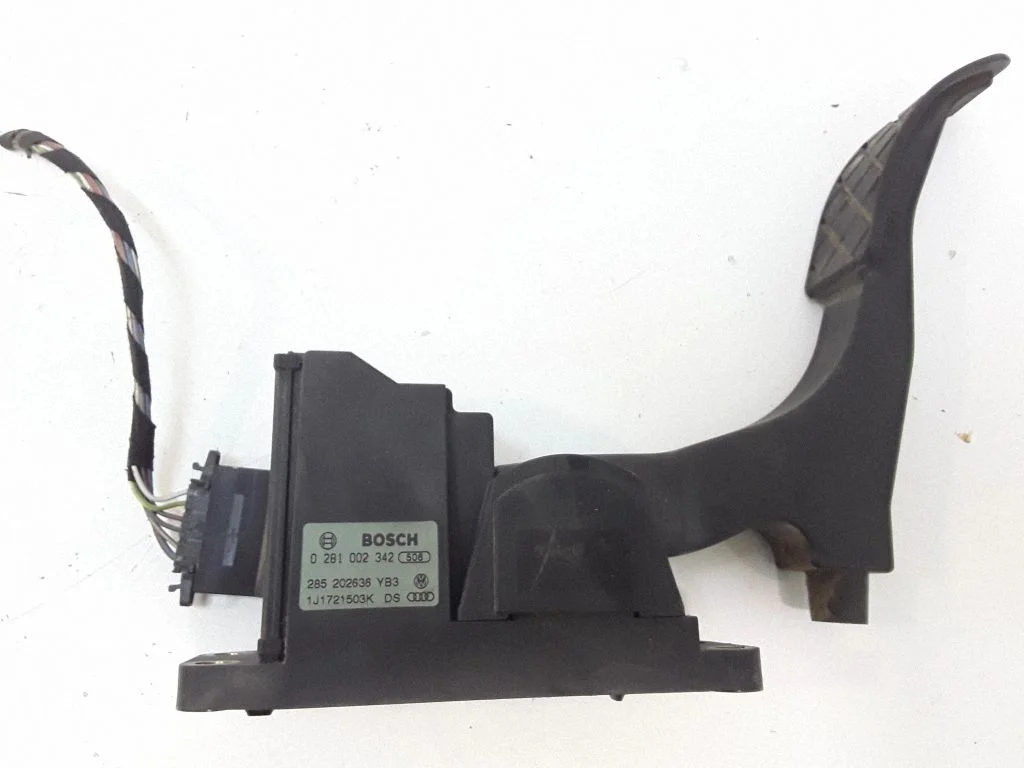 Accelerator throttle pedal 1J1721503K