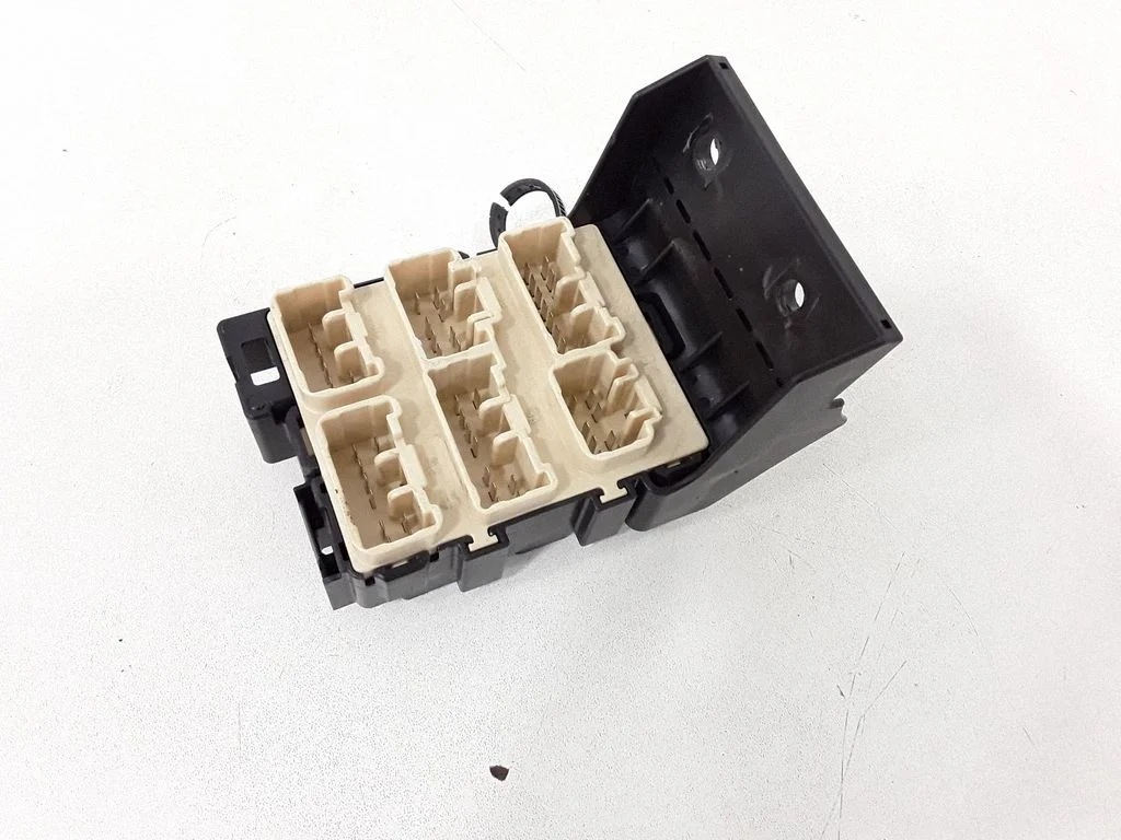 Drošinātāju bloks 8W7340T030