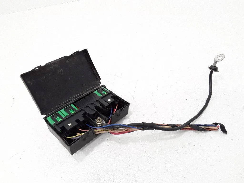 Fuse module – Peugeot 307 (2001-2005)
