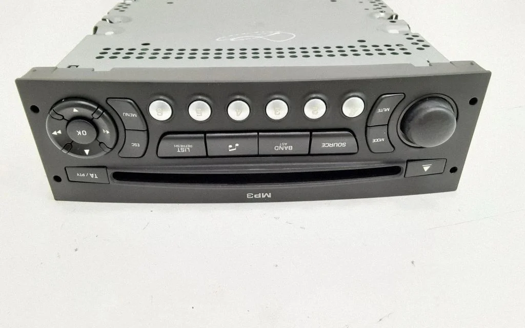 Radio/CD/DVD atskaņotājs/navigācija 96645891