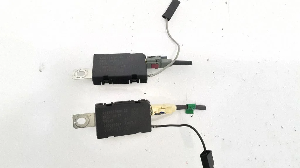 Antenas pastiprinātājs 9657017980
