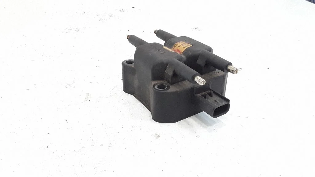 High voltage ignition coil 05269670AB