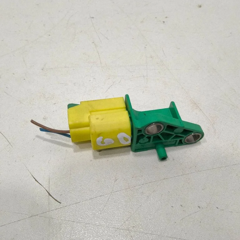 Drošības spilvenu trieciena sensors 5M090606A
