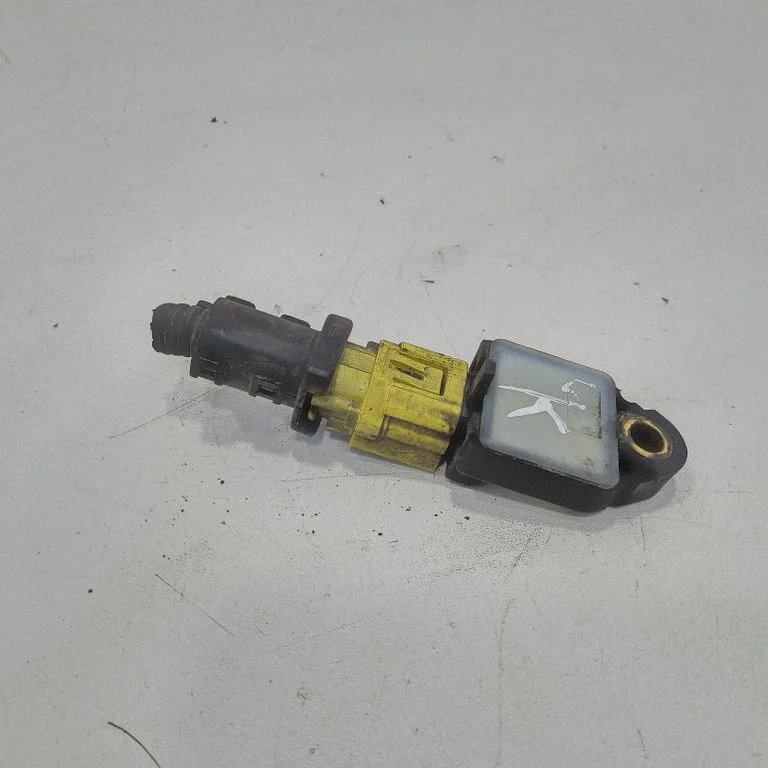 Drošības spilvenu trieciena sensors – KIA Ceed (2006-2012)