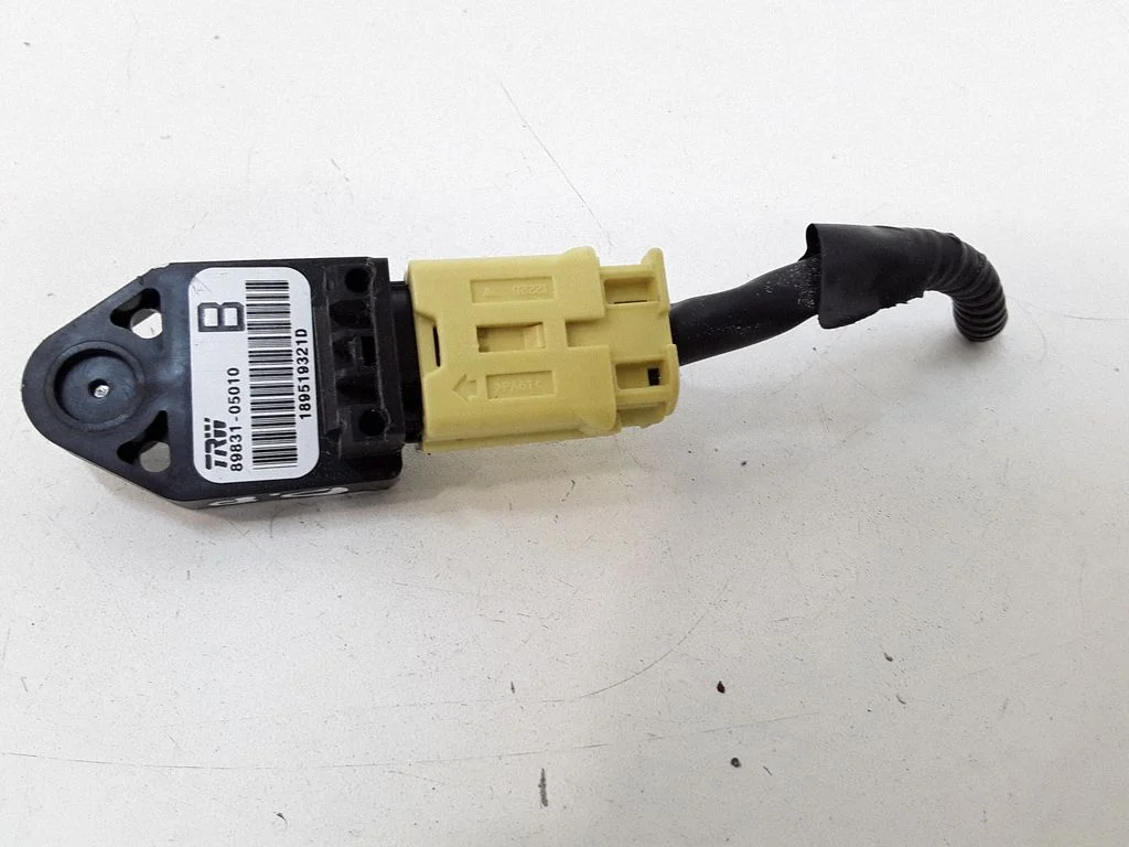 Airbag deployment crash/impact sensor 8983105010