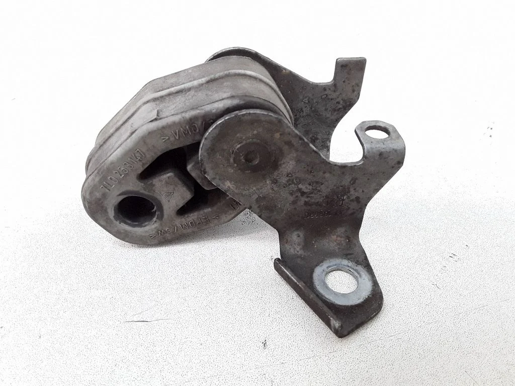 Muffler mount bracket/holder 4F0253144AB