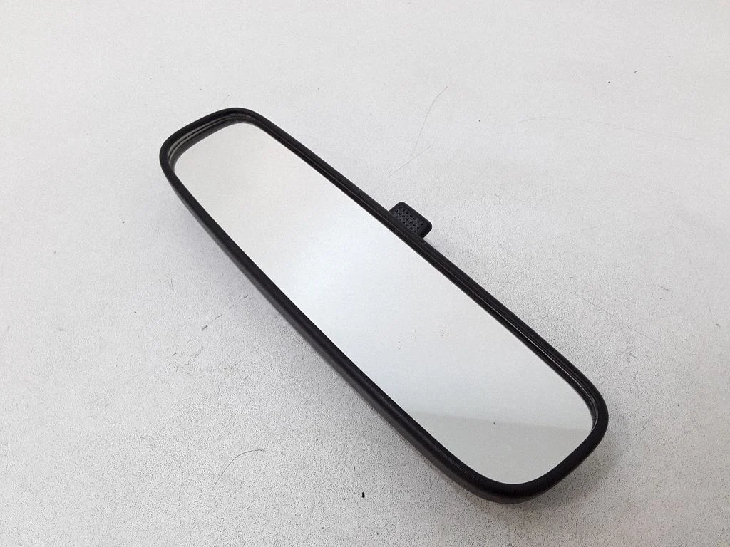 Rear view mirror (interior) 022197