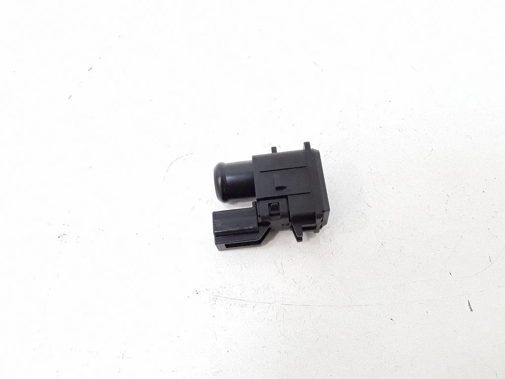 Interior temperature sensor – Toyota Avensis T250 (2003-2006)