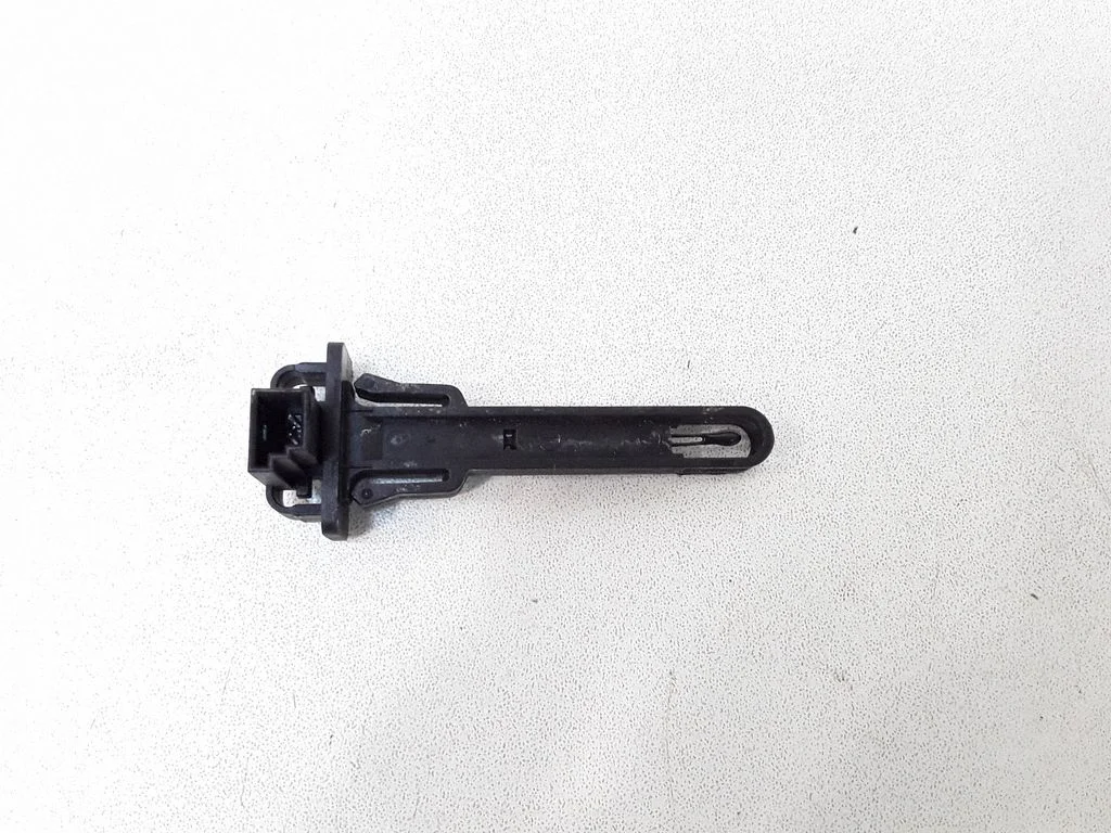 Salona temperatūras sensors A1718300272