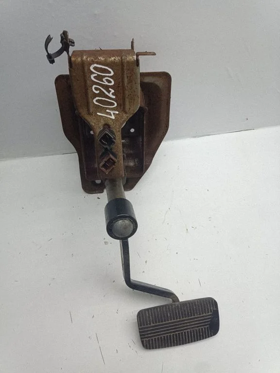 Piduripedaal 037MG4093