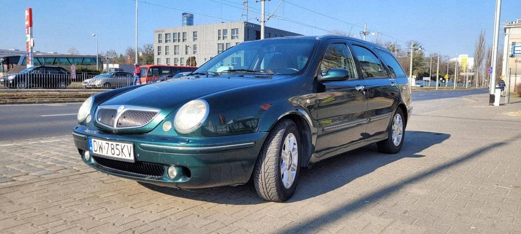 Lancia Lybra