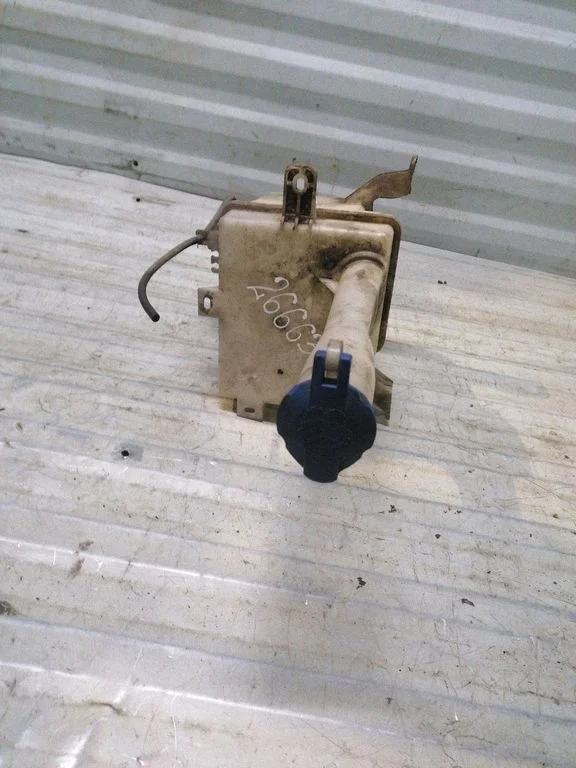 Windshield washer fluid reservoir/tank 986101D000