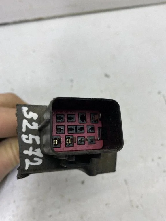 Headlight part
