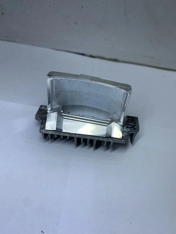 Headlight part 10600140810