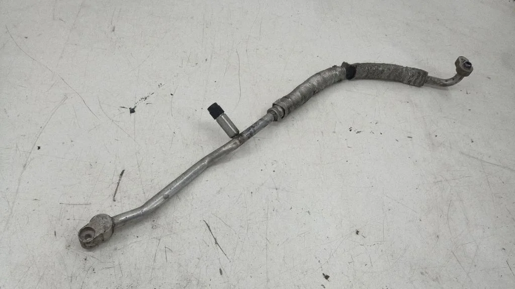 Air conditioning (A/C) pipe/hose